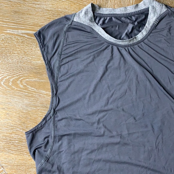 LULULEMON Men’s Workout Tank Top M/L - Picture 7 of 11